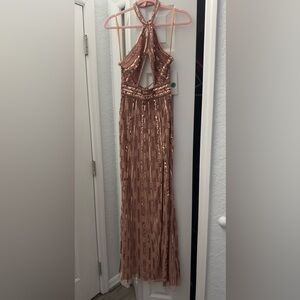 NWT Mac Duggal $498 Stunning Rose Gold Sequin Halter Dress size 2